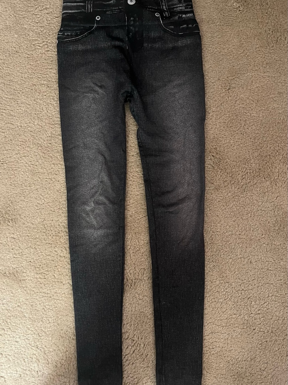 Women's Dark Wash Geni Skinny stretch Jeans.  Sleek Black Denim